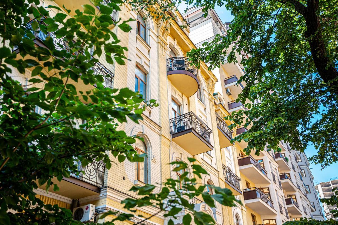 Senator City Center Kiev Exterior foto